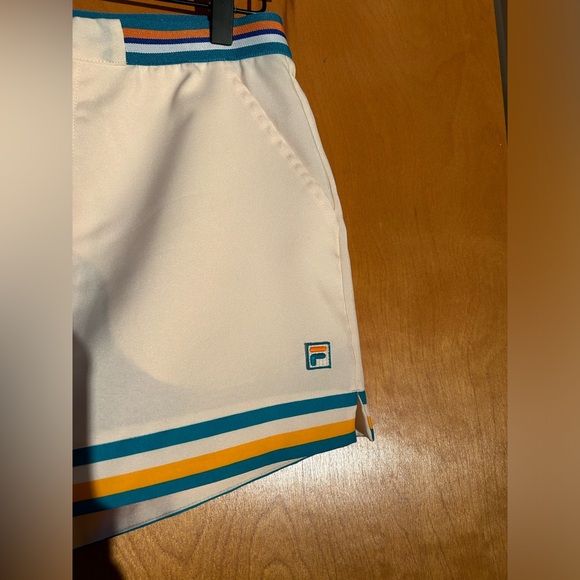 FILA Docka Striped Short Size M - Vintage inspired! - Picture 2 of 5